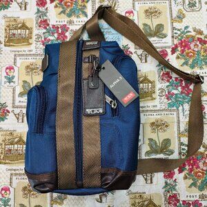 👑POSH NWT Tumi Alpha Bravo Monterey Sling Bag Blue Anti-Theft Crossbody